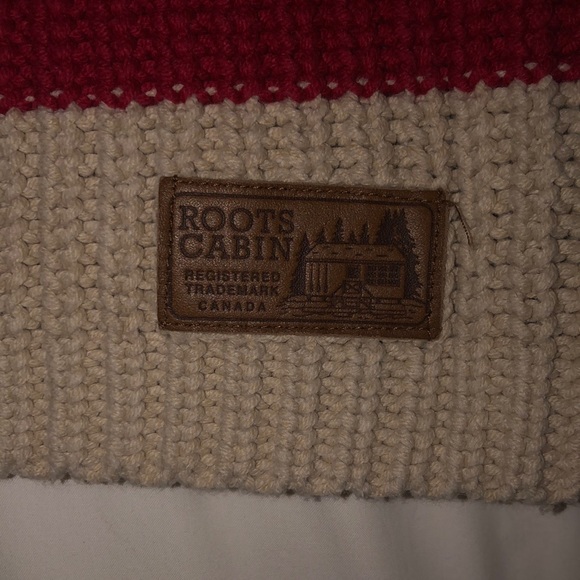 ROOTS Cabin Mock Neck Sweater - Picture 4 of 9